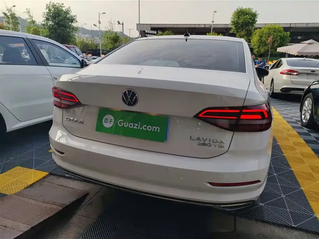 Volkswagen Lavida 2021 из CN, фото 6