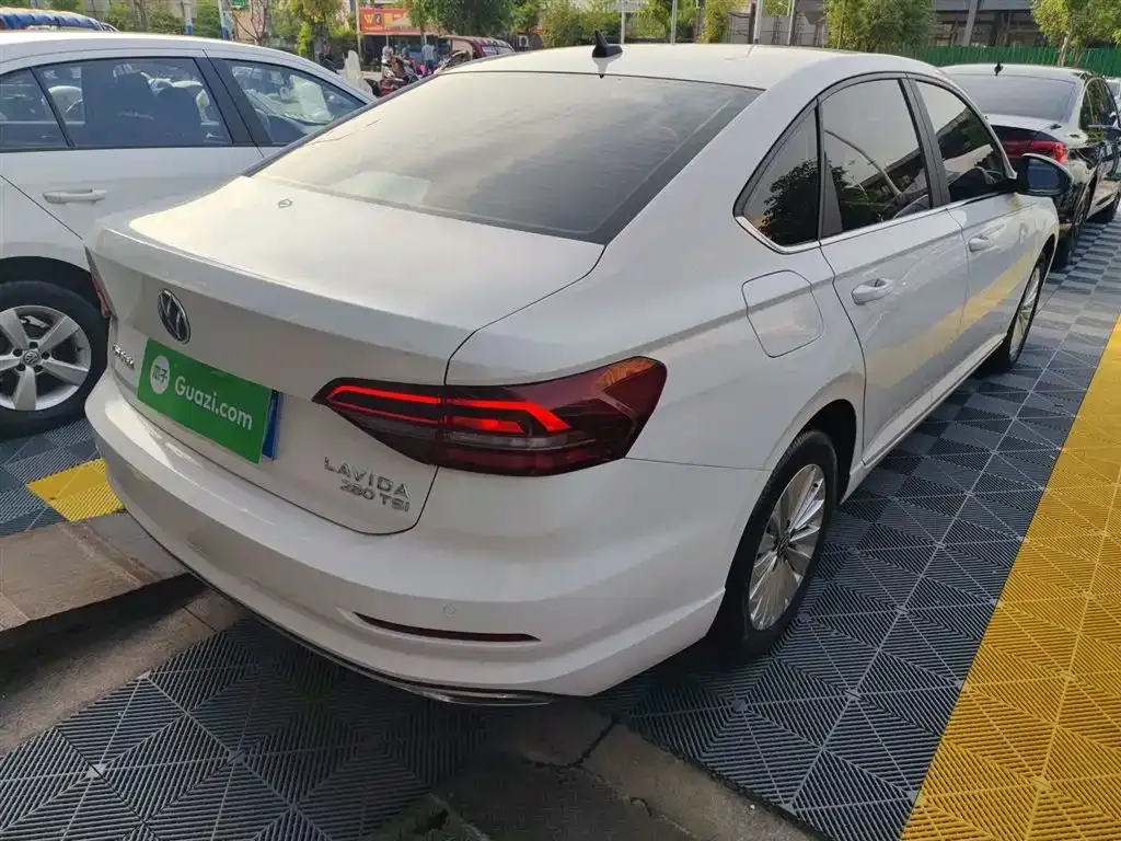 Volkswagen Lavida 2021 из CN, фото 7