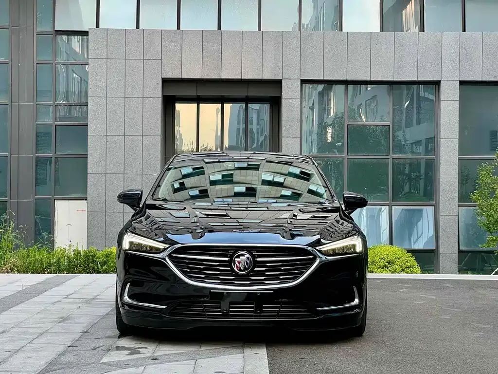 Buick LaCrosse 2022 из CN, фото 2
