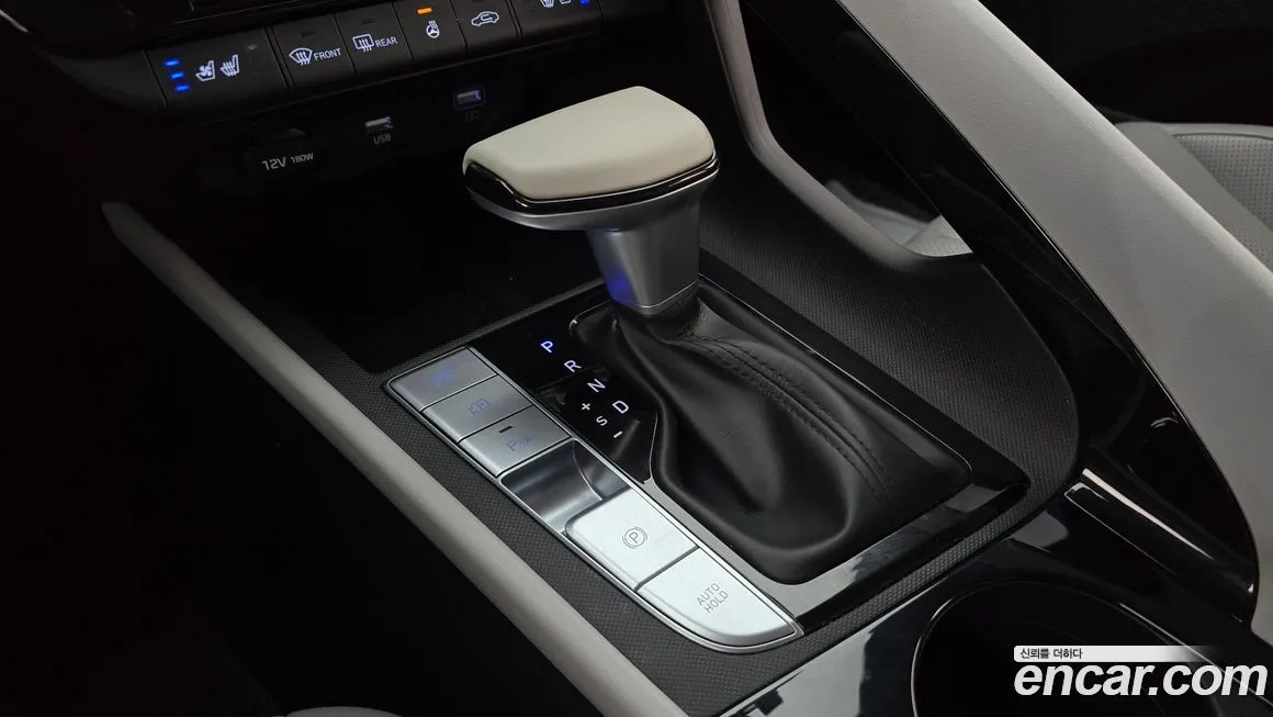 Hyundai AVANTE — фото 9