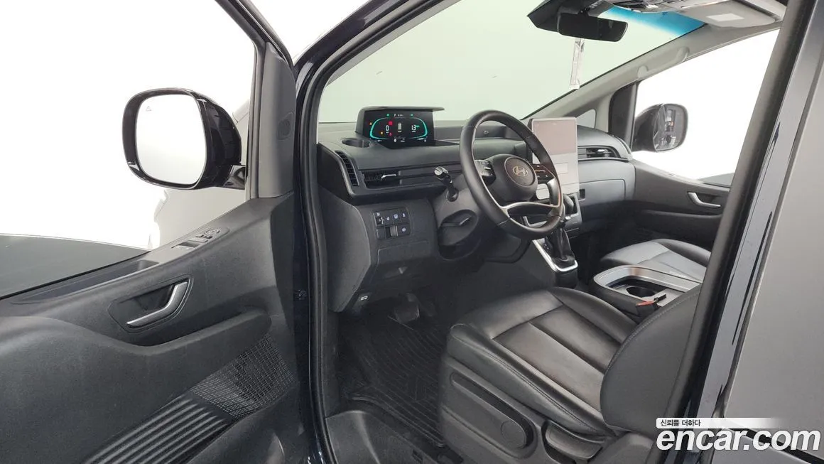 Hyundai Staria 2025 из KR, фото 10