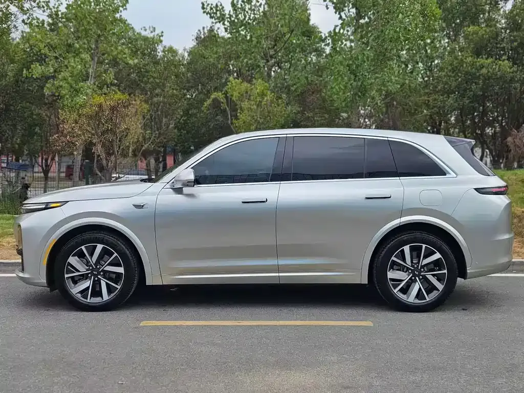 Li Auto L7 2023 из CN, фото 2