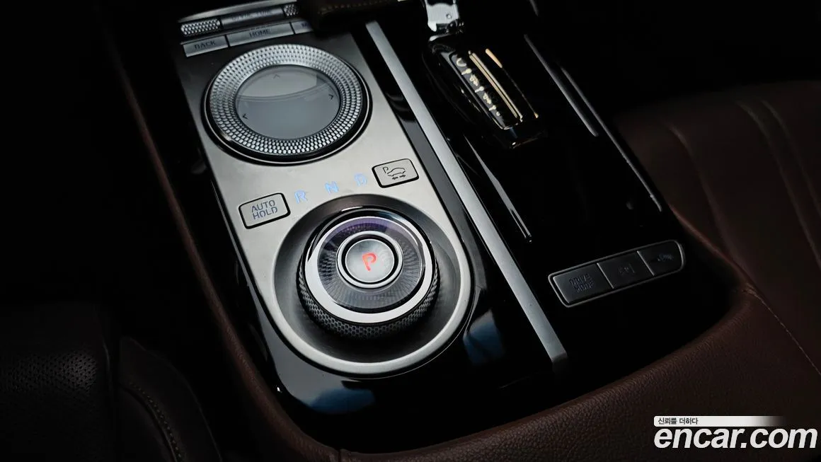 Genesis G80 — фото 9