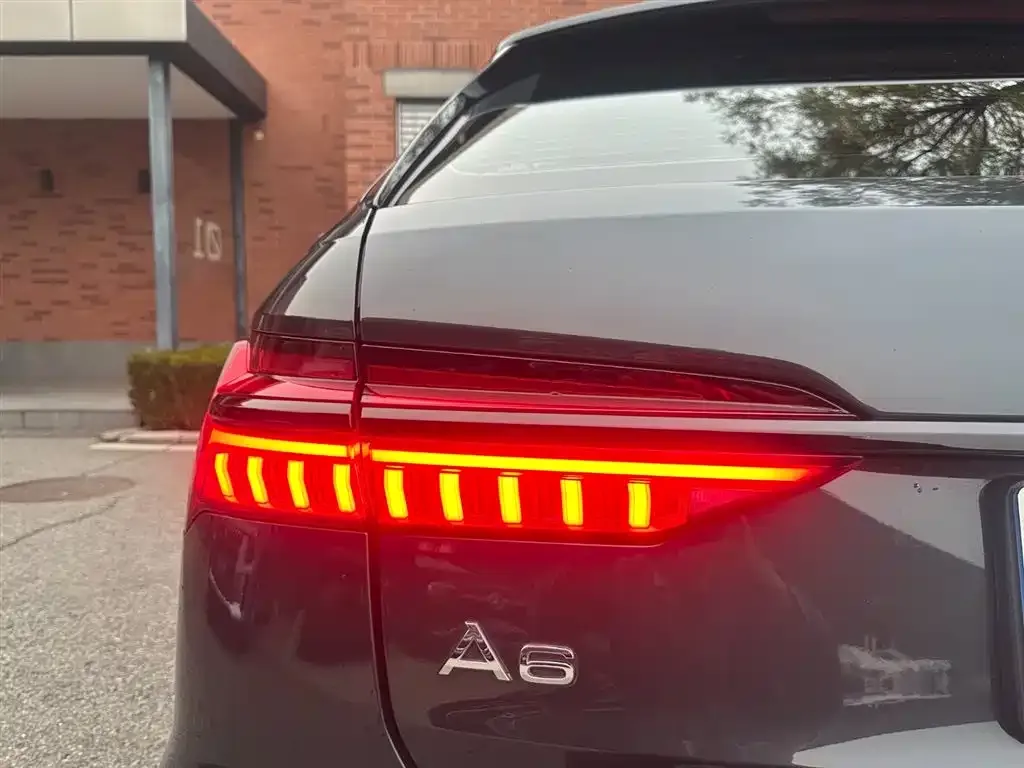 Audi A6 (Import) — фото 7