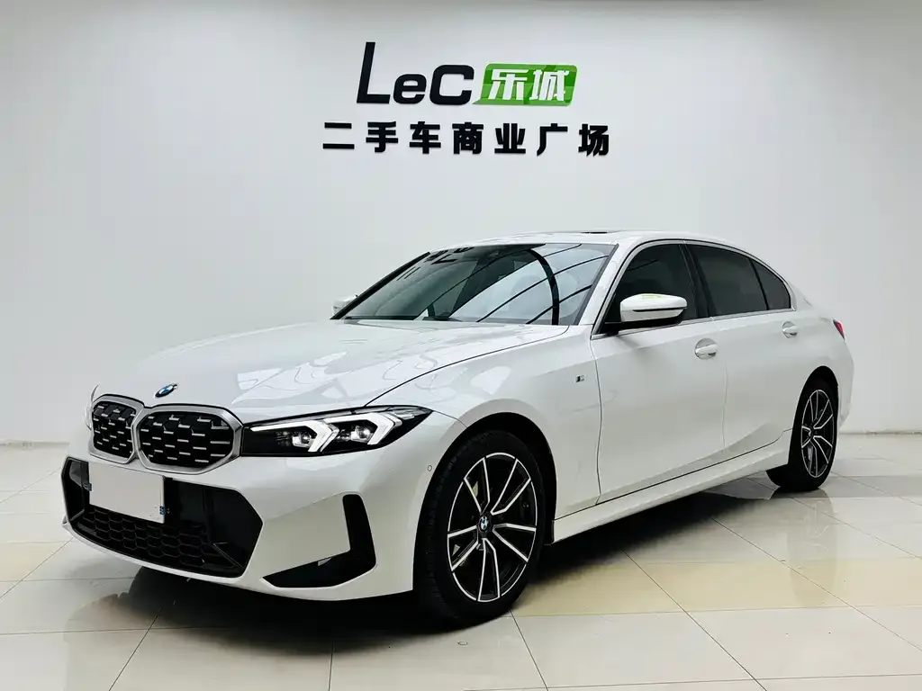 BMW 3 Series 2024 из CN, фото 1