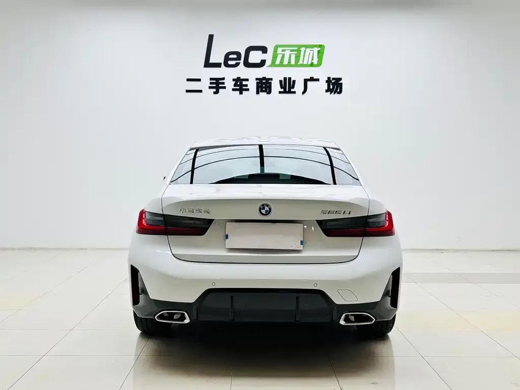 BMW 3 Series 2024 из CN, фото 4