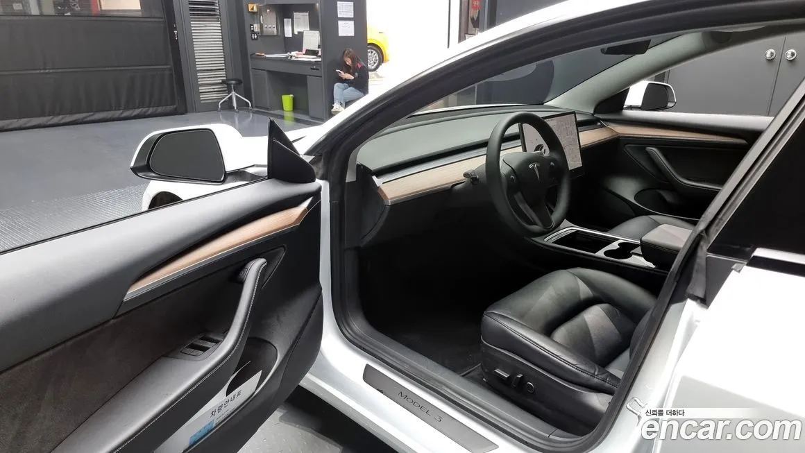 Tesla Model 3 2021 из KR, фото 10