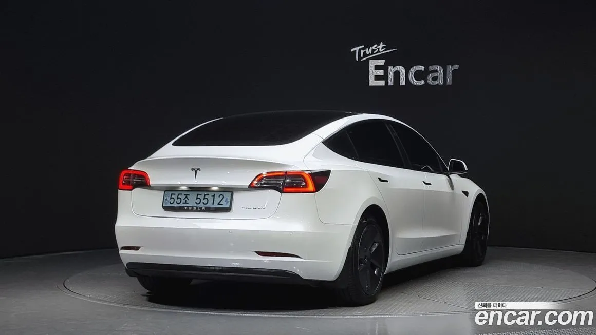 Tesla Model 3 2021 из KR, фото 2