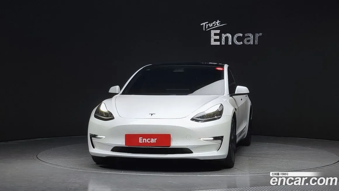 Tesla Model 3 2021 из KR, фото 3