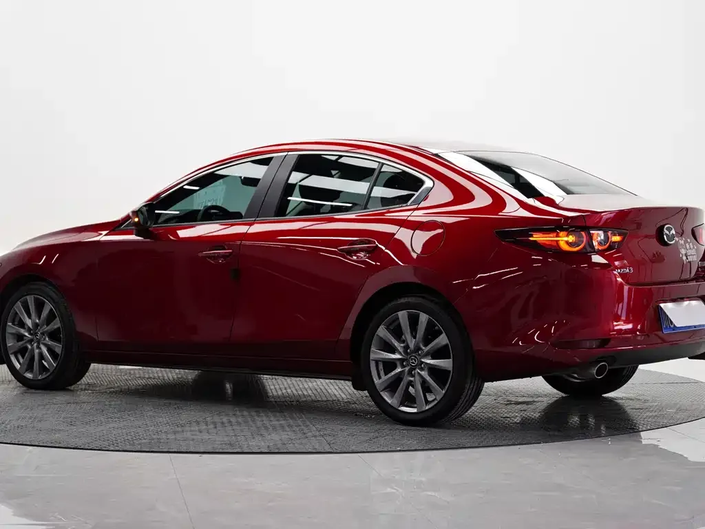 Mazda 3 Axela 2022 из CN, фото 3