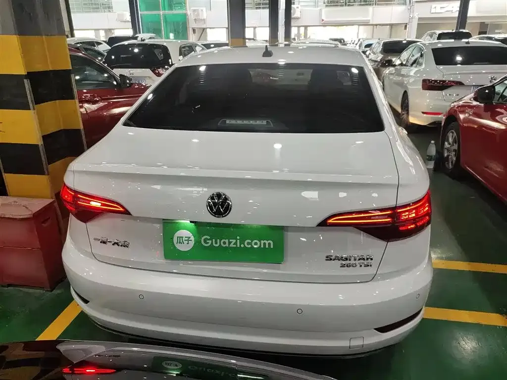 Volkswagen Sagitar 2021 из CN, фото 6