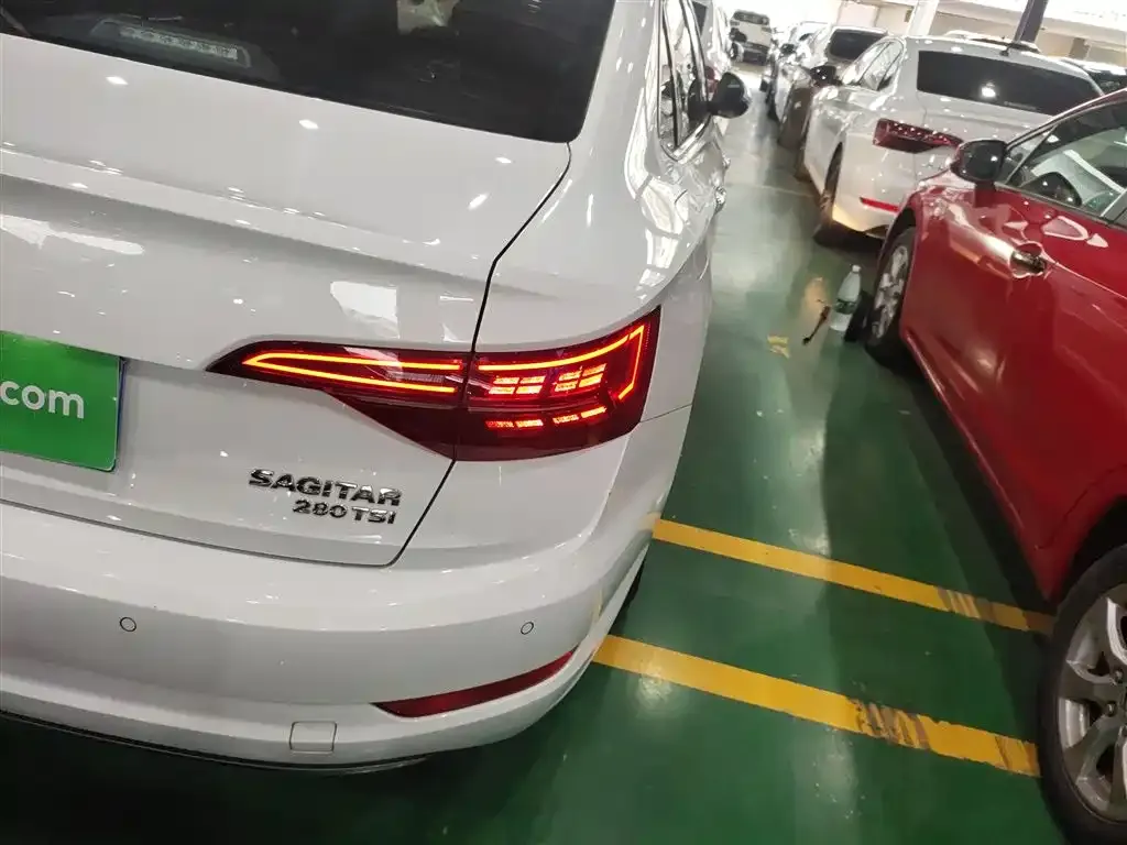 Volkswagen Sagitar 2021 из CN, фото 8