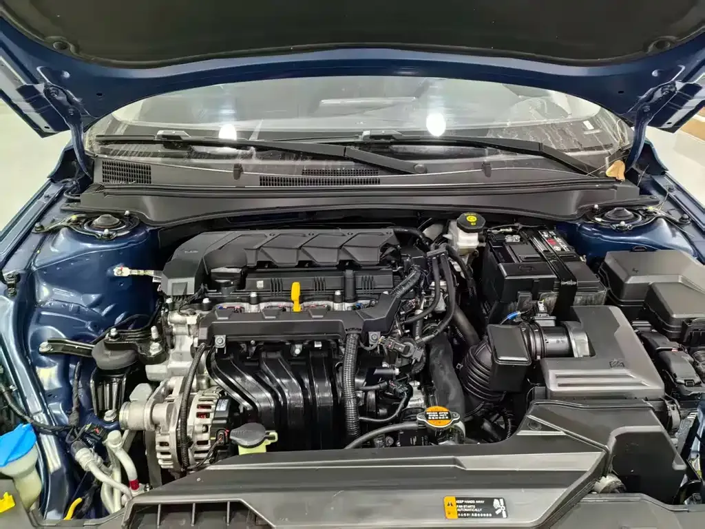 Hyundai Elantra 2022 из CN, фото 8