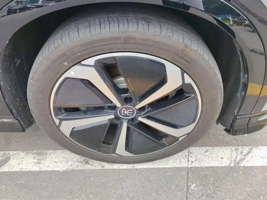 BYD L EV 2025 из CN, фото 6