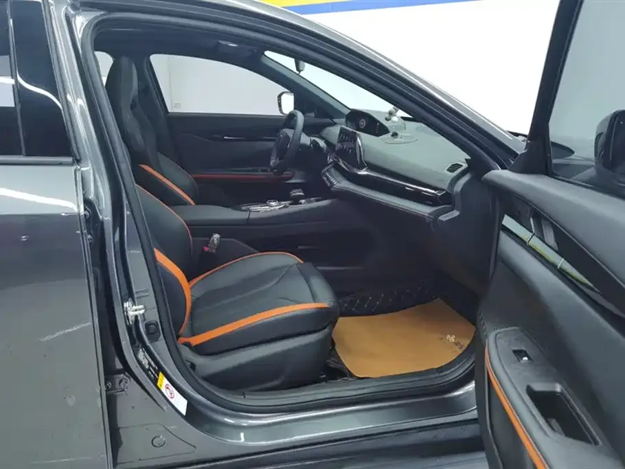 Changan UNI-V 2024 из CN, фото 8