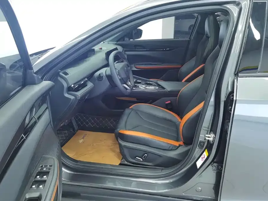 Changan UNI-V 2024 из CN, фото 9