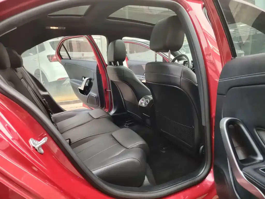 Mercedes-Benz A-Class 2021 из CN, фото 10