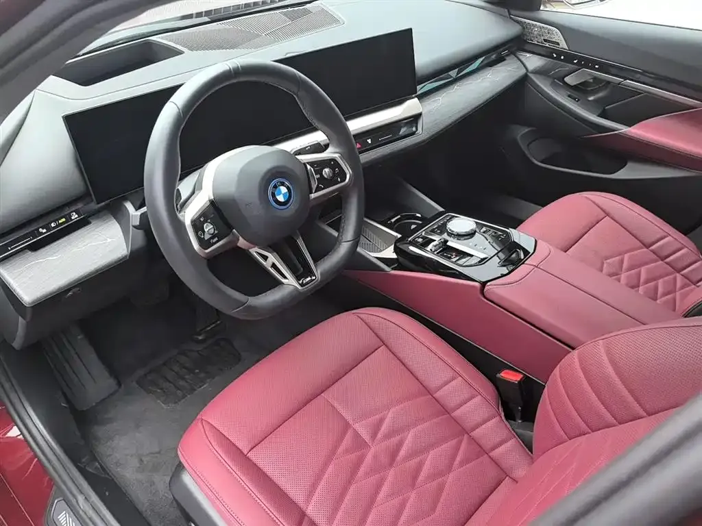 BMW i5 — фото 7