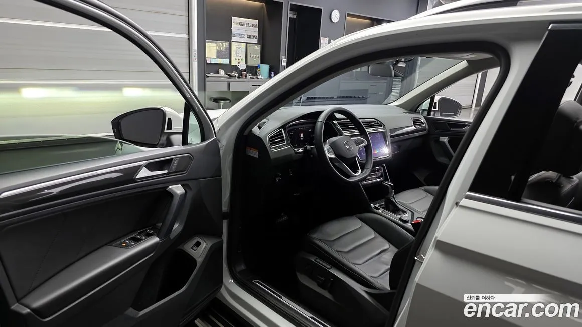 Volkswagen Tiguan 2022 из KR, фото 10