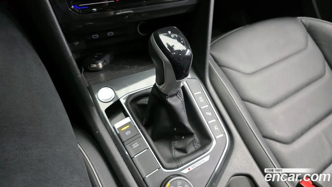 Volkswagen Tiguan 2022 из KR, фото 9
