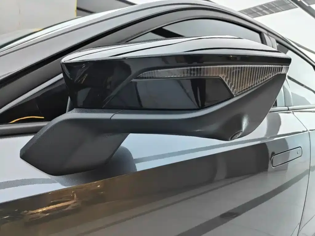 Changan UNI-V 2022 из CN, фото 4