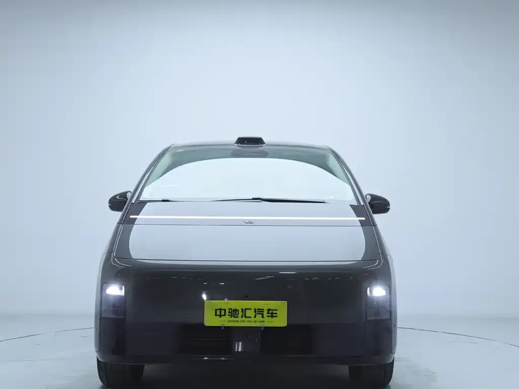 Li Auto MEGA — фото 2
