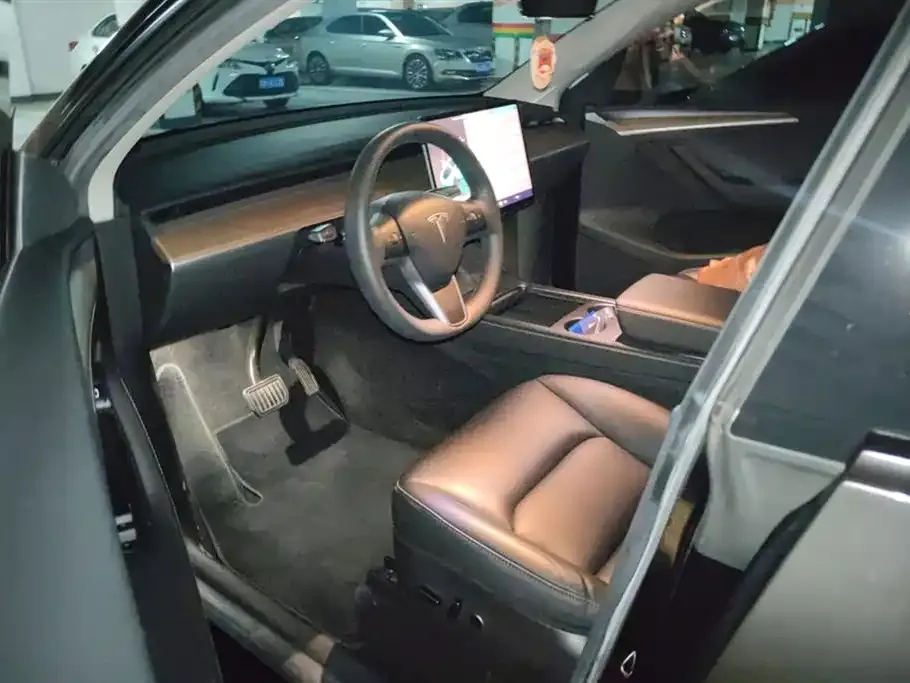 Tesla Model Y 2022 из CN, фото 9