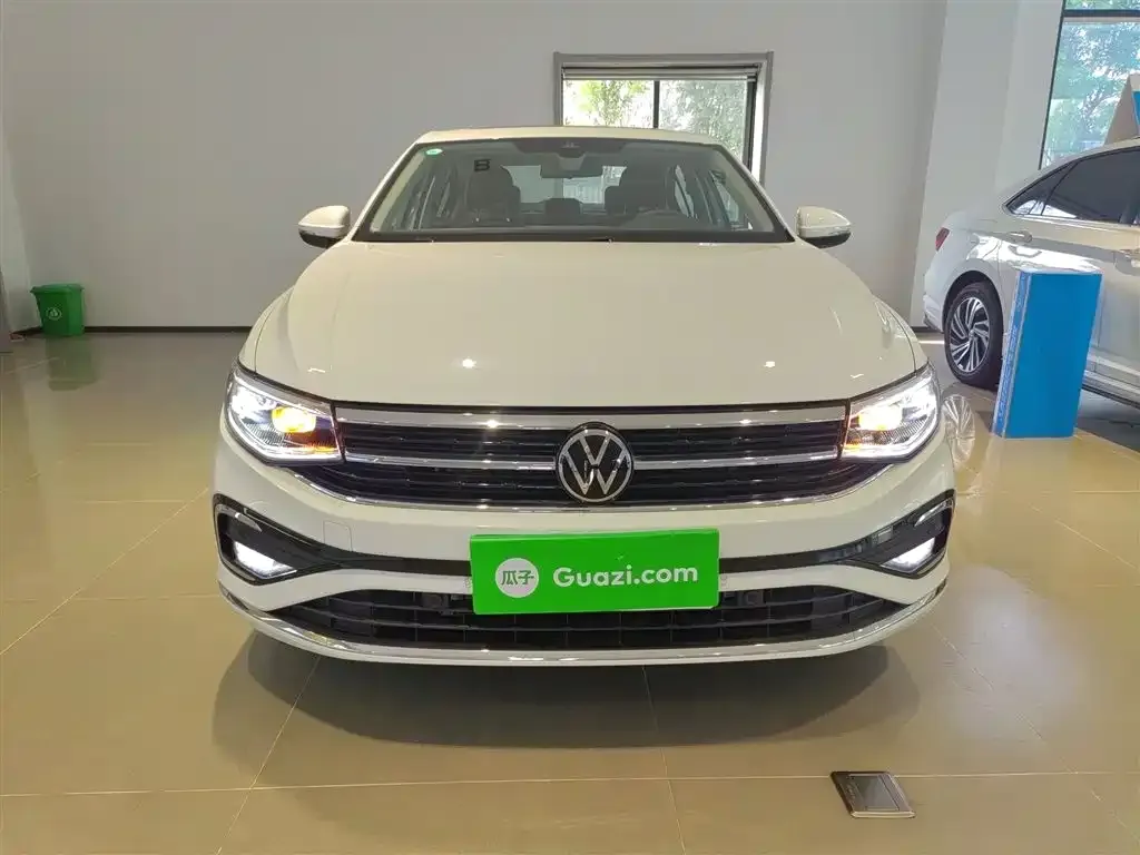 Volkswagen Bora 2024 из CN, фото 3