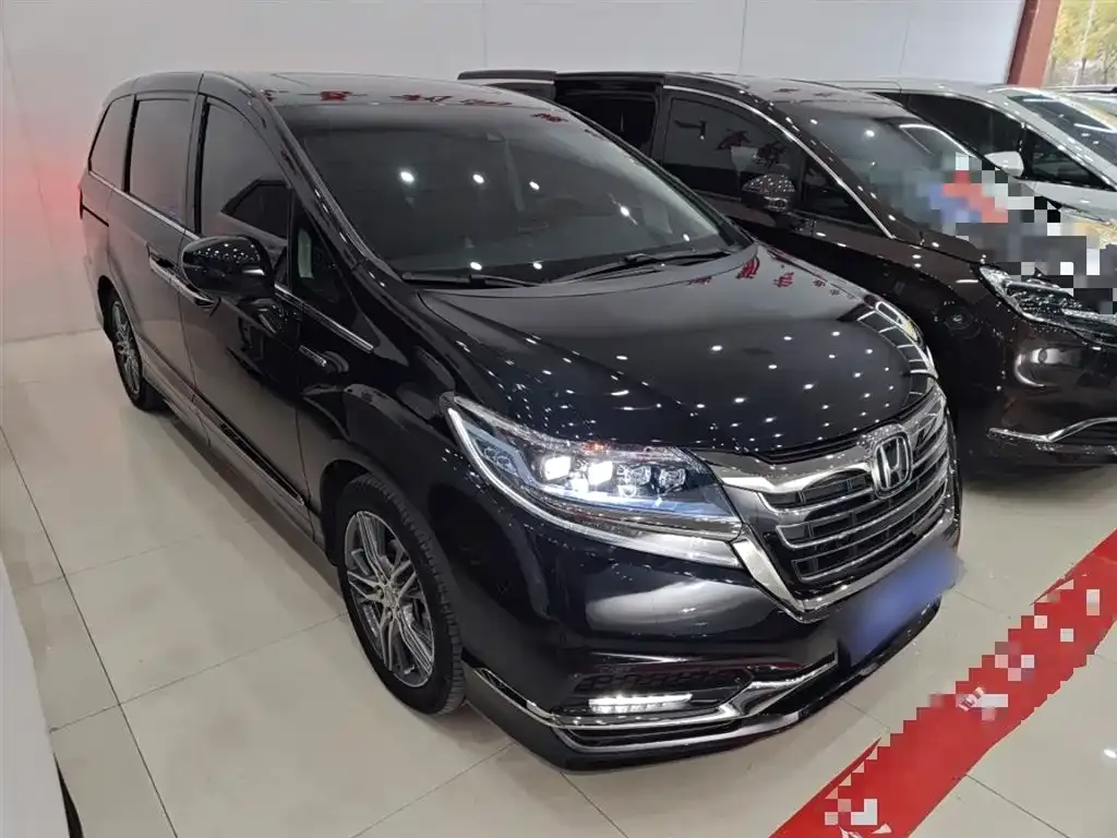 Honda Elysion 2021 из CN, фото 4