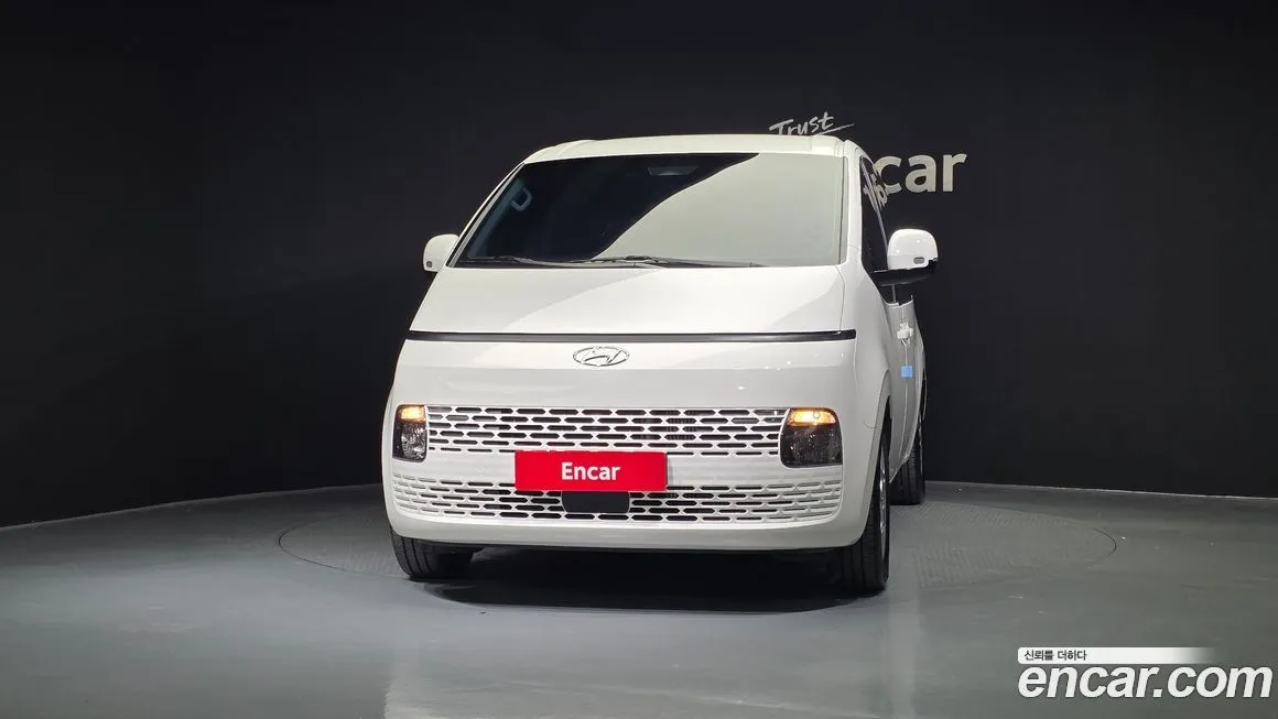 Hyundai Staria — фото 3
