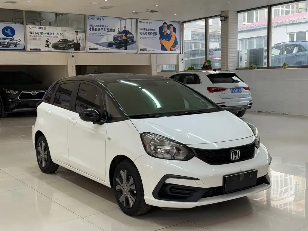 Honda Fit 2023 из CN, фото 3