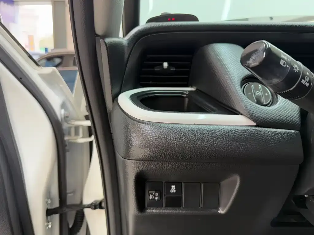 Honda Fit 2023 из CN, фото 9
