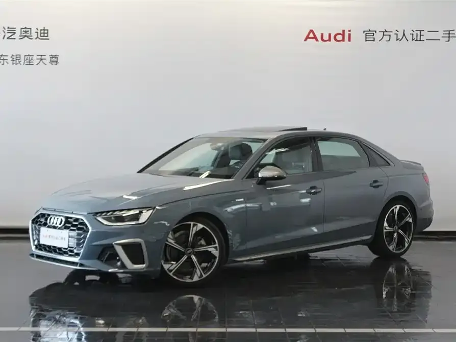 Audi A4L — фото 1