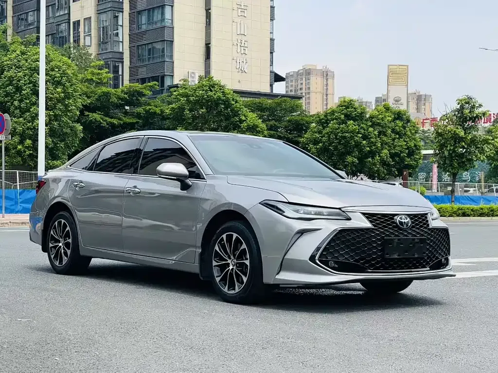 Toyota Avalon 2022 из CN, фото 3
