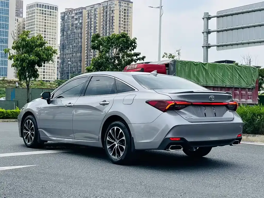 Toyota Avalon 2022 из CN, фото 7