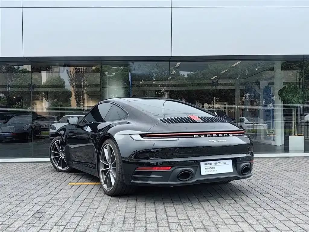Porsche 911 2024 из CN, фото 4