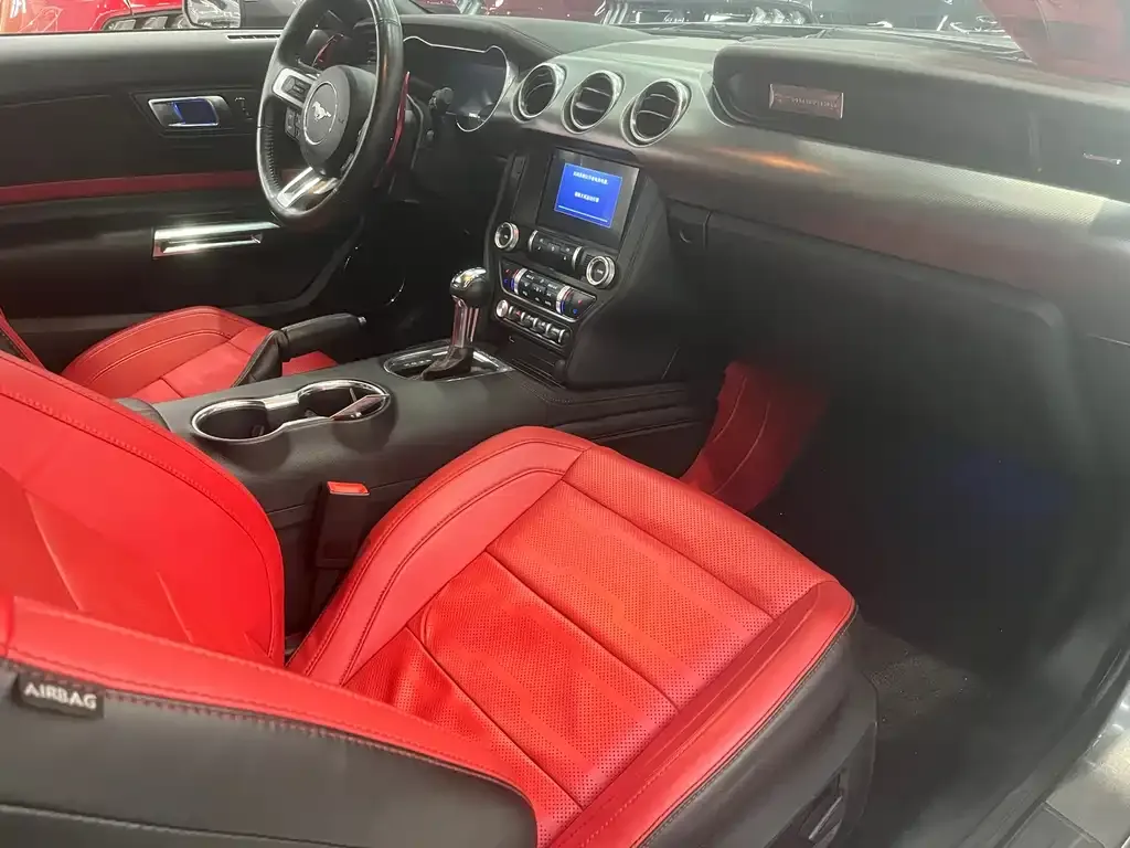 Ford Mustang 2022 из CN, фото 10
