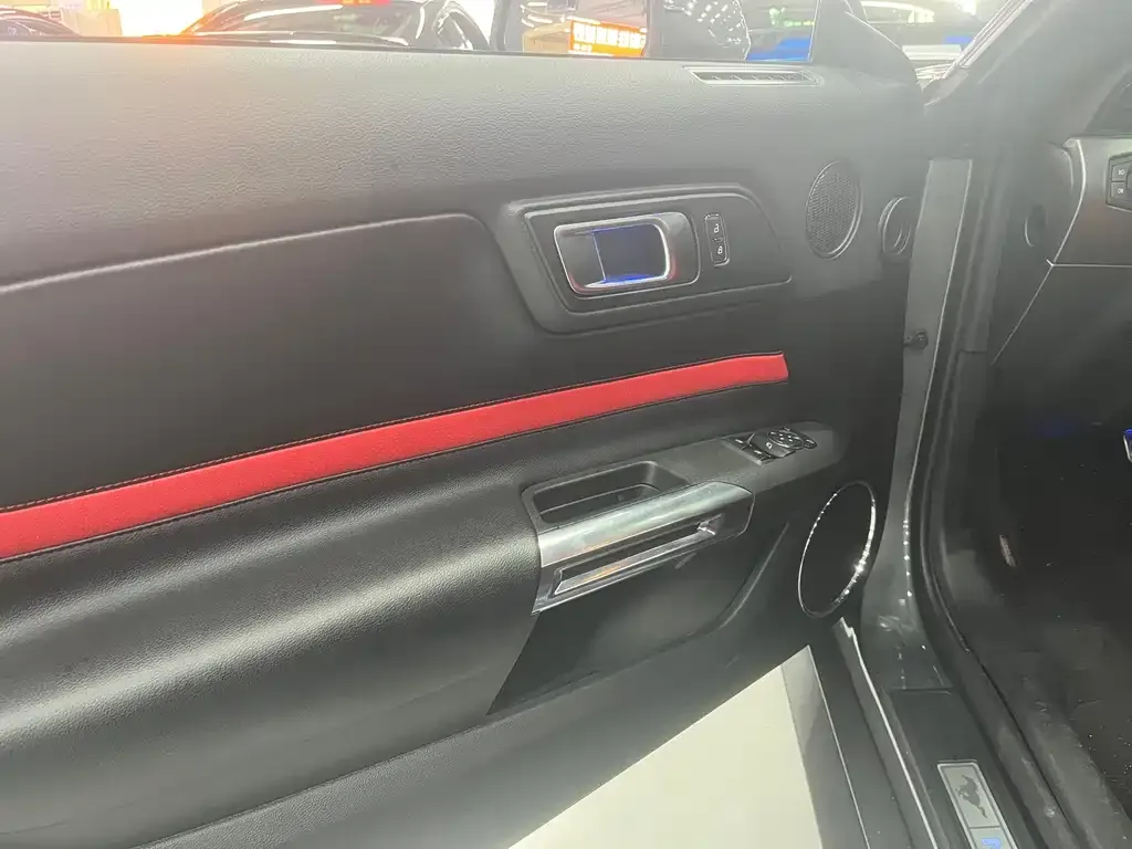Ford Mustang 2022 из CN, фото 6
