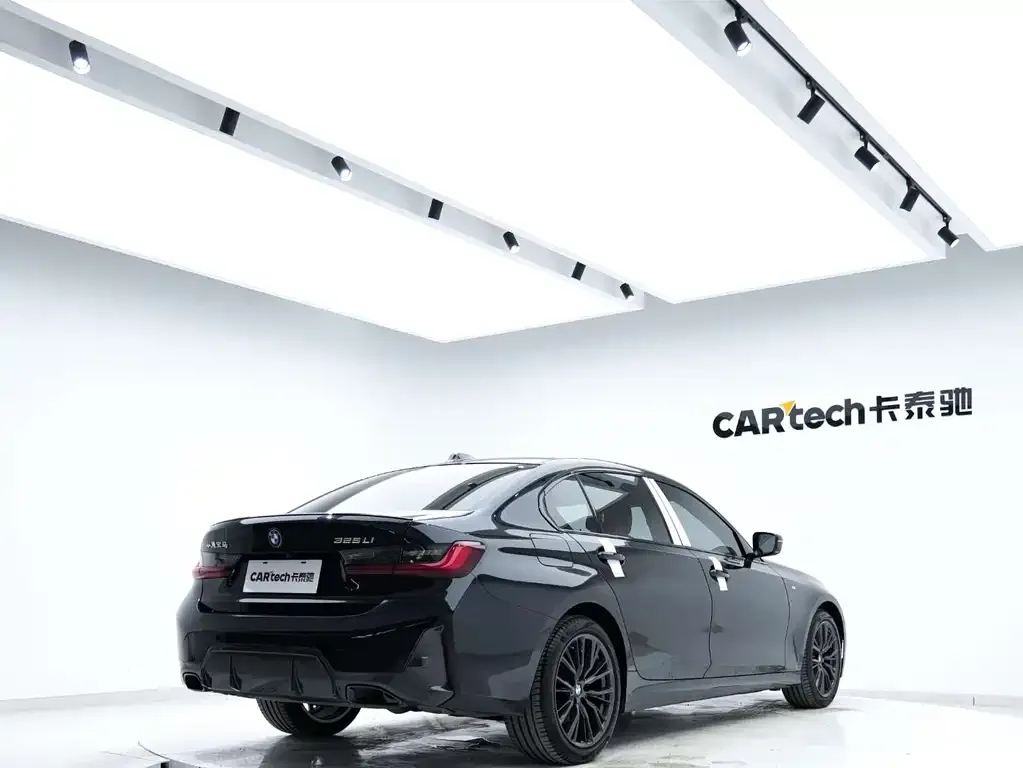 BMW 3 Series 2023 из CN, фото 9