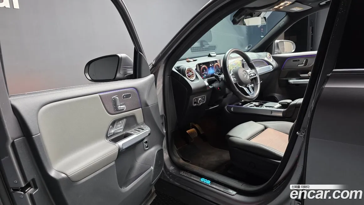 Mercedes-Benz EQB — фото 10