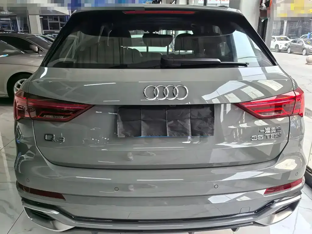 Audi Q3 — фото 4
