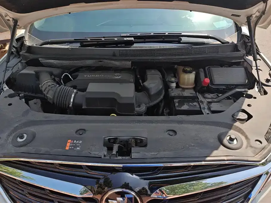 Buick GL8 2022 из CN, фото 10