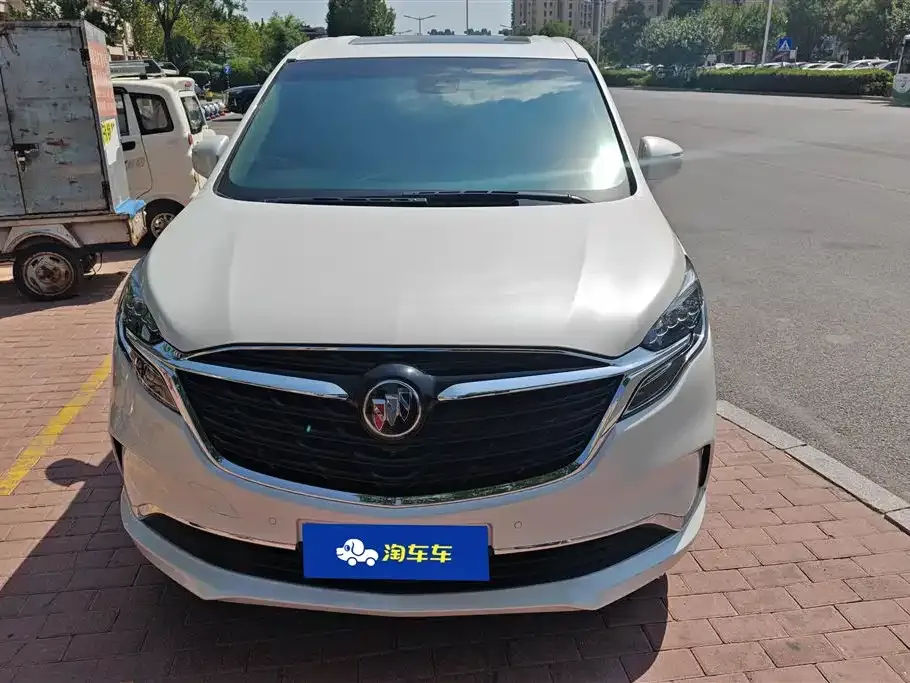 Buick GL8 2022 из CN, фото 2