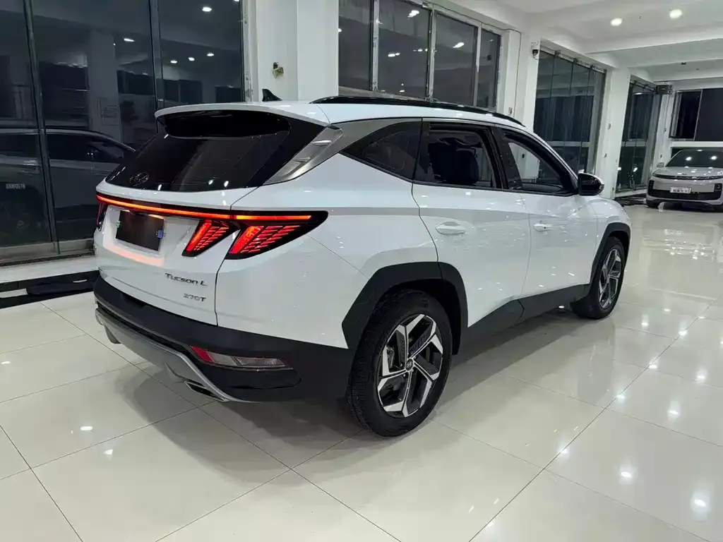 Hyundai Tucson 2023 из CN, фото 4
