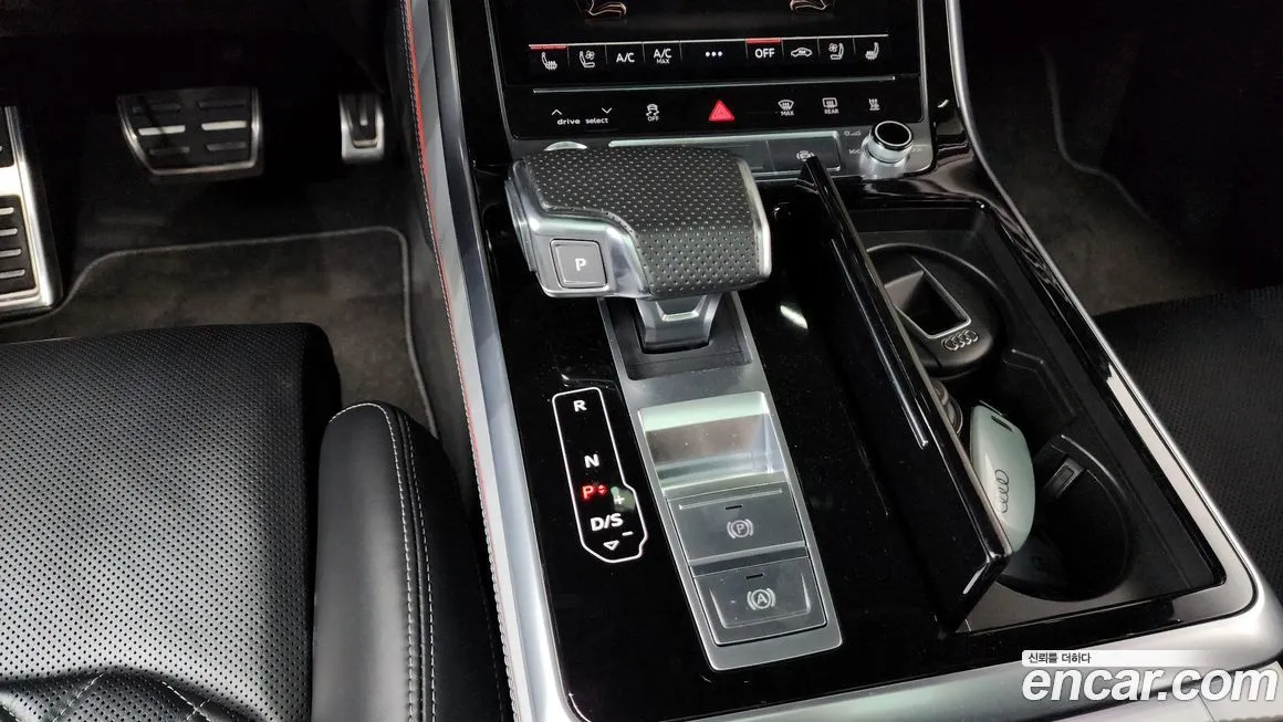 Audi Q8 2021 из KR, фото 9