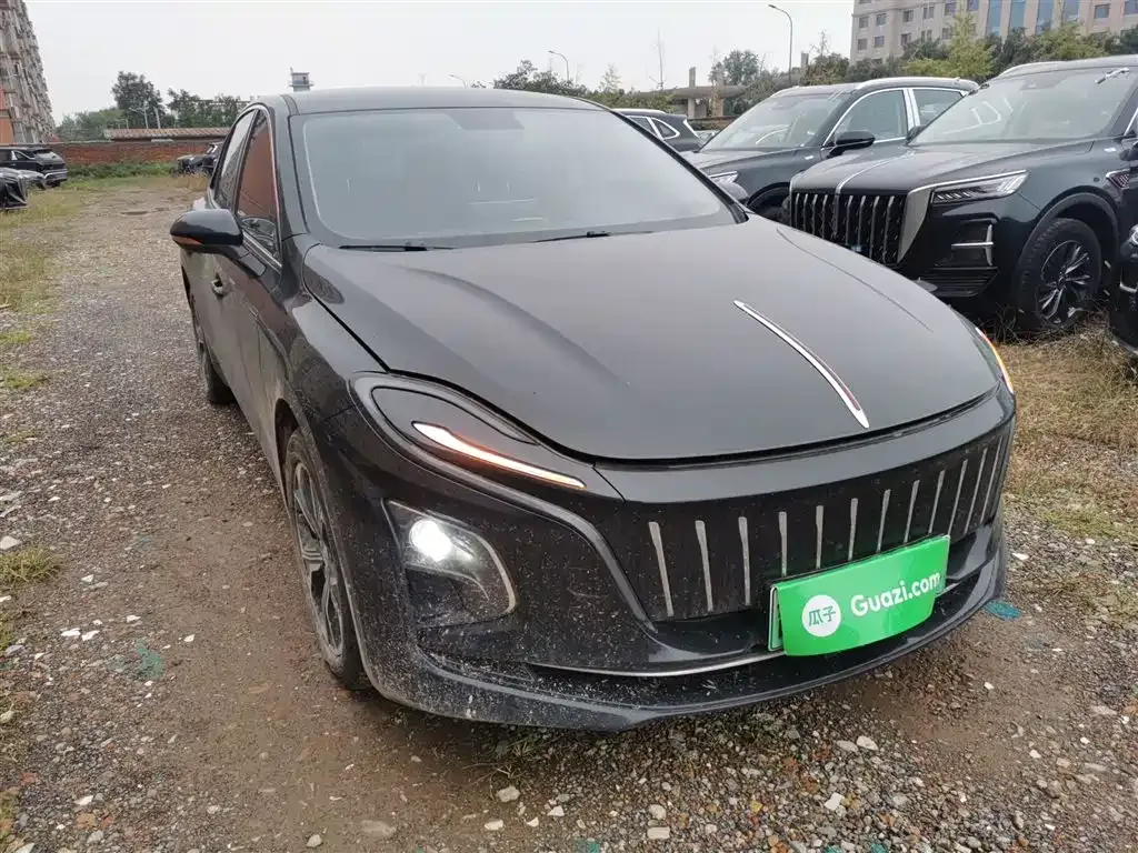 Hongqi E-QM5 2024 из CN, фото 4