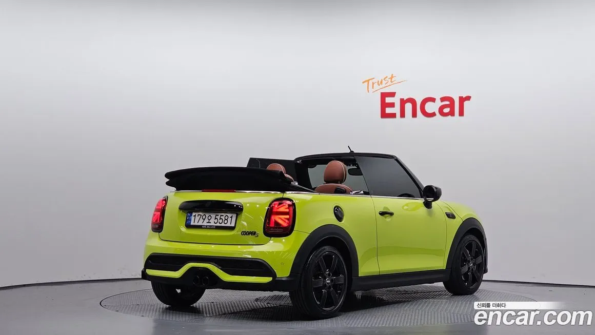 Mini Cooper Convertible — фото 2
