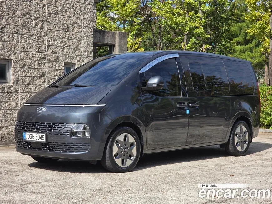 Hyundai Staria 2022 из KR, фото 1