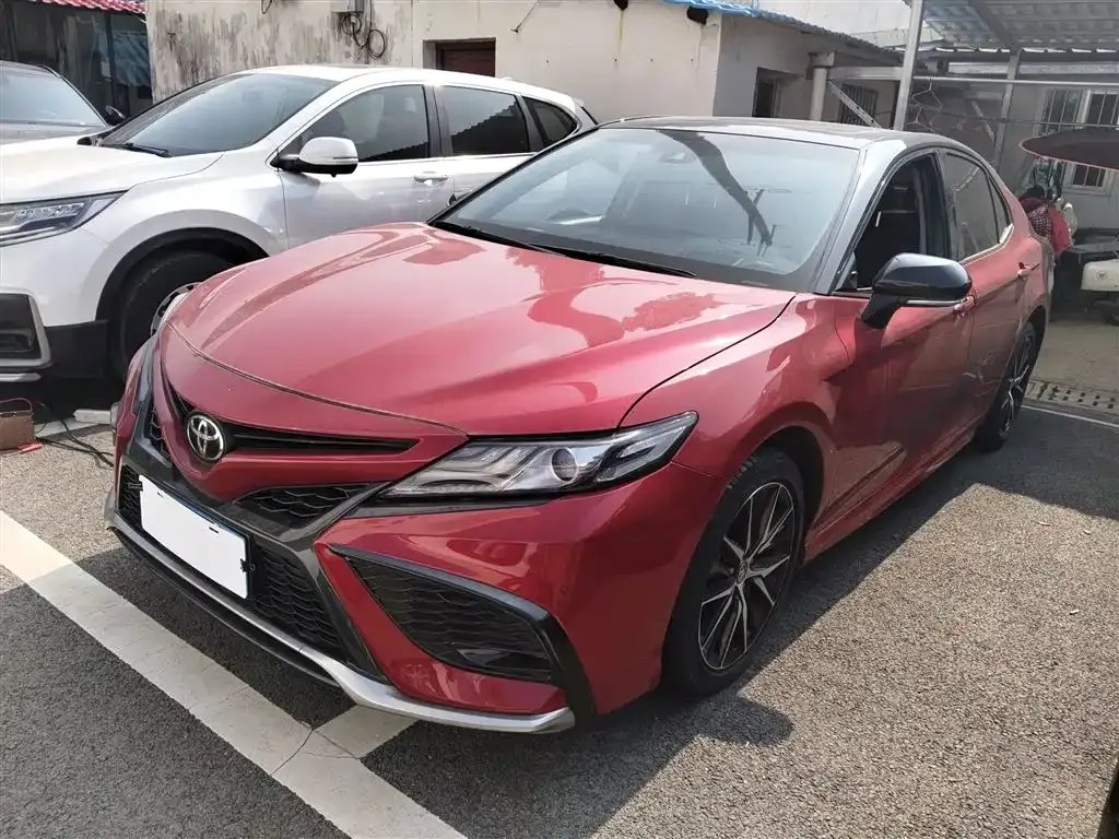 Toyota Camry 2022 из CN, фото 1
