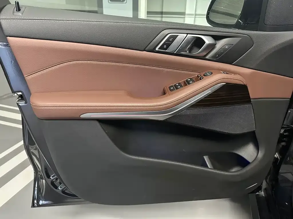 [object Object] X5 (Import) 2022 из CN, фото 6